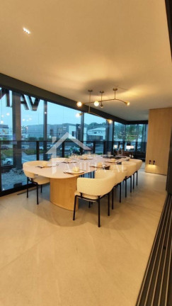 Apartamento com 2 Quartos à Venda, 206 m² em Atiradores - Joinville