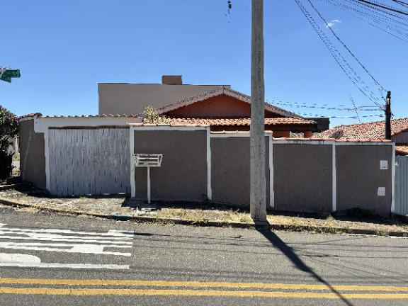 Casa com 3 Quartos à Venda, 222 m² em Paulinia