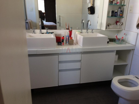 Imagem Apartamento com 4 Quartos à Venda, 210 m² em Moema - São Paulo