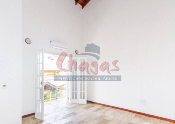 Imagem Sobrado com 4 Quartos à Venda, 650 m² em Tabatinga - Caraguatatuba