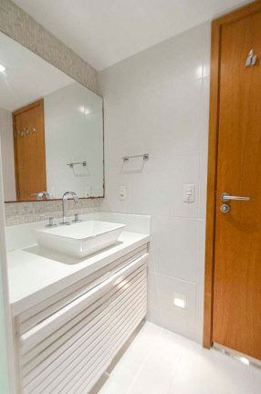Imagem Imóvel com 3 Quartos à Venda, 143 m² em Botafogo - Rio De Janeiro Imagem Imóvel com 3 Quartos à Venda, 143 m² em Botafogo - Rio De Janeiro
