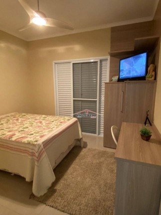 Imagem Sobrado com 5 Quartos à Venda, 280 m² em Solemar - Praia Grande