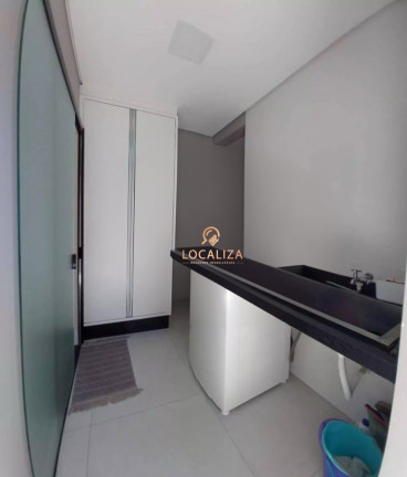 Imagem Casa com 3 Quartos à Venda, 300 m² em Bairro Do Grama - Caçapava