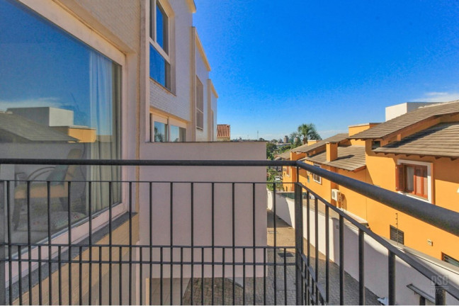 Imagem Casa com 3 Quartos à Venda, 153 m² em Vila Conceição - Porto Alegre