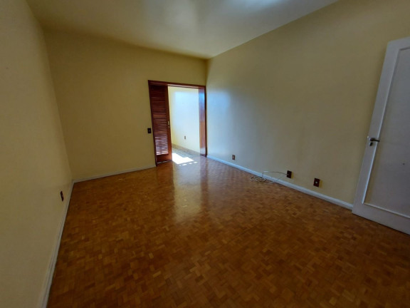 Imagem Casa com 6 Quartos à Venda, 525 m² em Bom Retiro - Teresópolis