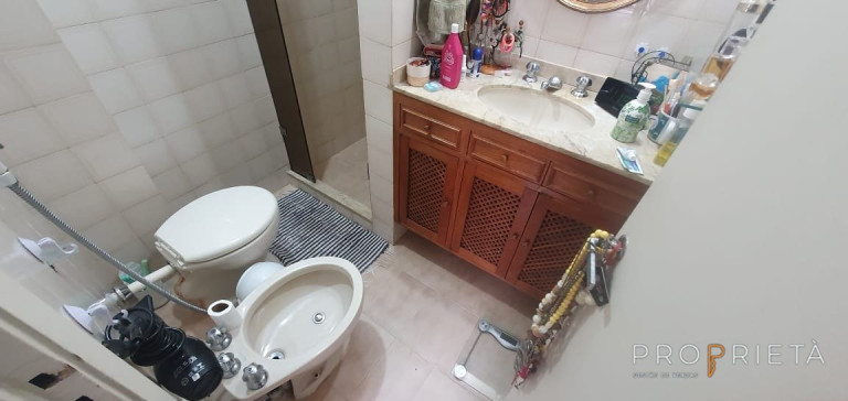 Imagem Apartamento com 3 Quartos à Venda, em Lagoa - Rio De Janeiro Imagem Apartamento com 3 Quartos à Venda, em Lagoa - Rio De Janeiro