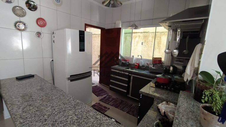 Imagem Casa com 3 Quartos à Venda, 302 m² em Jardim Regina - Itanhaém Imagem Casa com 3 Quartos à Venda, 302 m² em Jardim Regina - Itanhaém