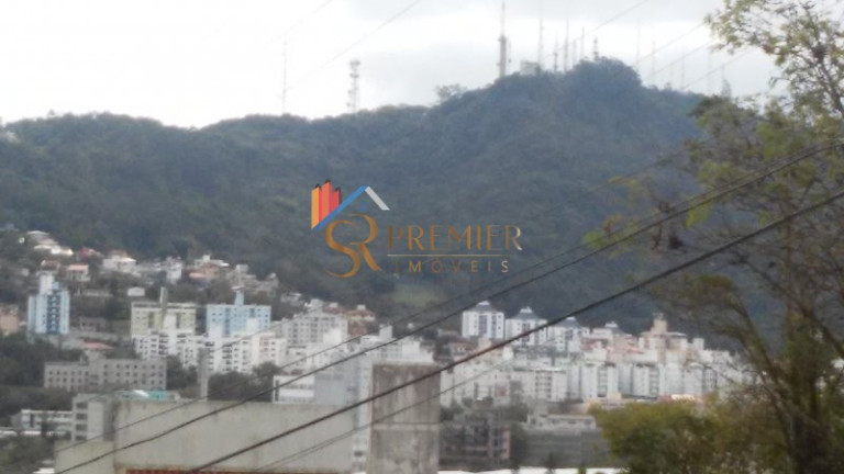 Imagem Imóvel à Venda, 229 m² em Trindade - Florianópolis Imagem Imóvel à Venda, 229 m² em Trindade - Florianópolis
