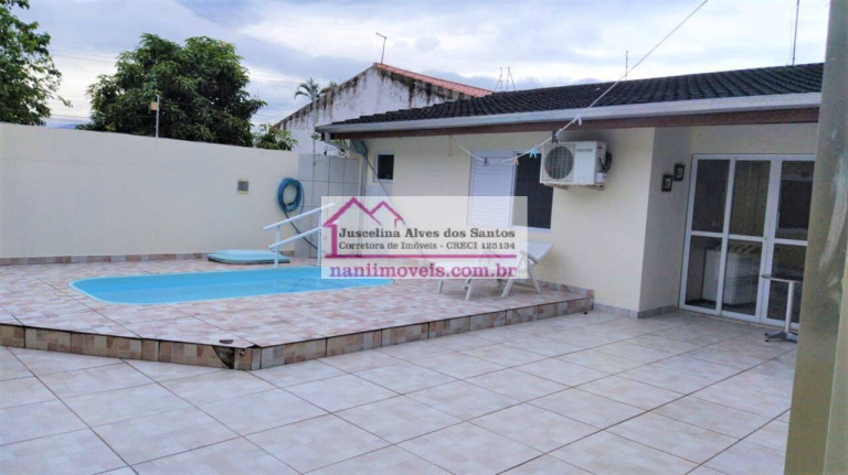 Imagem Casa com 3 Quartos à Venda, 360 m² em Pontal De Santa Marina - Caraguatatuba