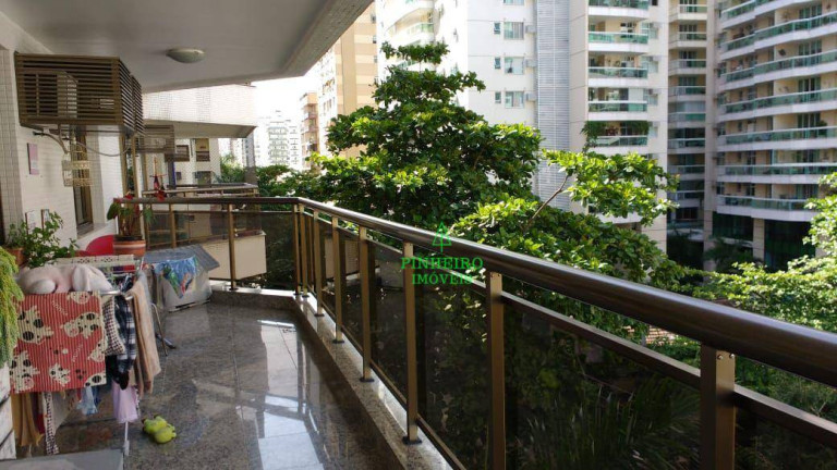 Imagem Apartamento com 4 Quartos à Venda, 148 m² em Icaraí - Niterói Imagem Apartamento com 4 Quartos à Venda, 148 m² em Icaraí - Niterói