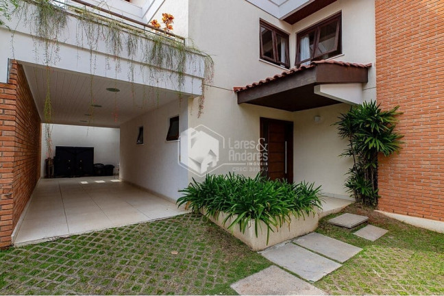 Imagem Casa com 4 Quartos à Venda, 407 m² em Jardim Cordeiro - São Paulo Imagem Casa com 4 Quartos à Venda, 407 m² em Jardim Cordeiro - São Paulo