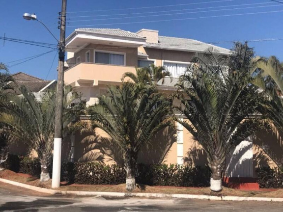 Imagem Sobrado com 5 Quartos à Venda, 720 m² em Centro - Pouso Alegre