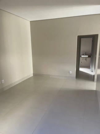 Imagem Casa com 3 Quartos à Venda, 417 m² em Cuiabá Imagem Casa com 3 Quartos à Venda, 417 m² em Cuiabá
