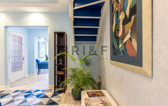 Imagem Casa com 3 Quartos à Venda, 220 m² em Jardim Paulistano - São Paulo Imagem Casa com 3 Quartos à Venda, 220 m² em Jardim Paulistano - São Paulo