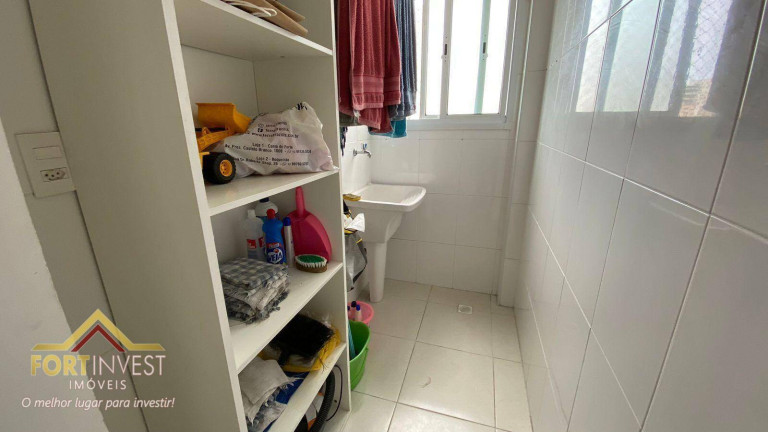 Imagem Imóvel com 2 Quartos à Venda, 68 m² em Canto Do Forte - Praia Grande Imagem Imóvel com 2 Quartos à Venda, 68 m² em Canto Do Forte - Praia Grande