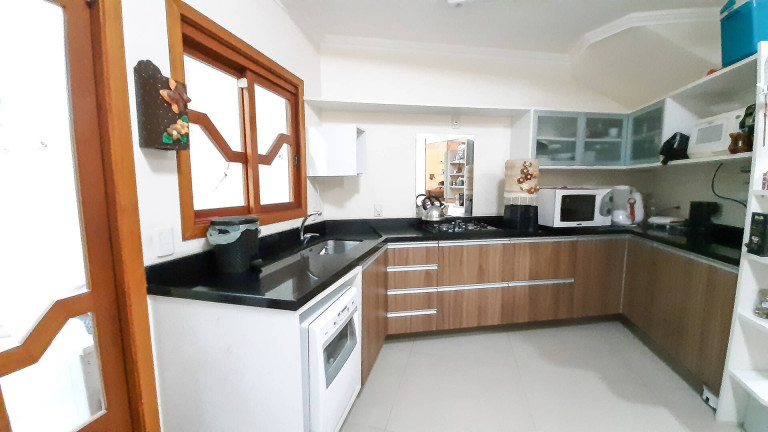 Imagem Sobrado com 3 Quartos à Venda, 172 m² em Nossa Senhora Das Graças - Canoas