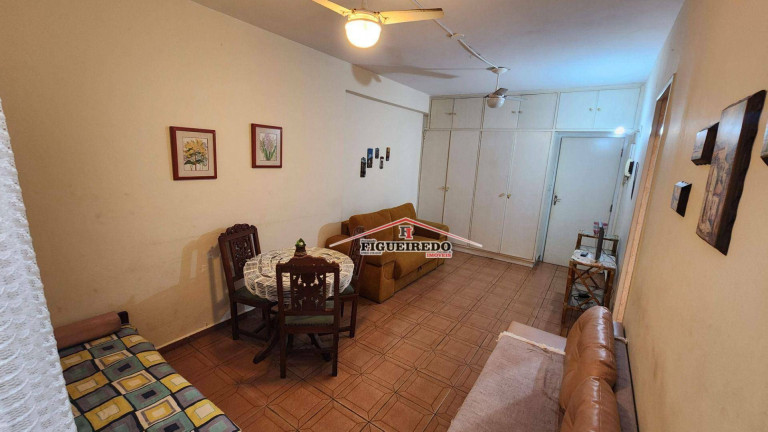Imagem Kitnet com 1 Quarto à Venda, 39 m² em Vila Tupi - Praia Grande Imagem Kitnet com 1 Quarto à Venda, 39 m² em Vila Tupi - Praia Grande