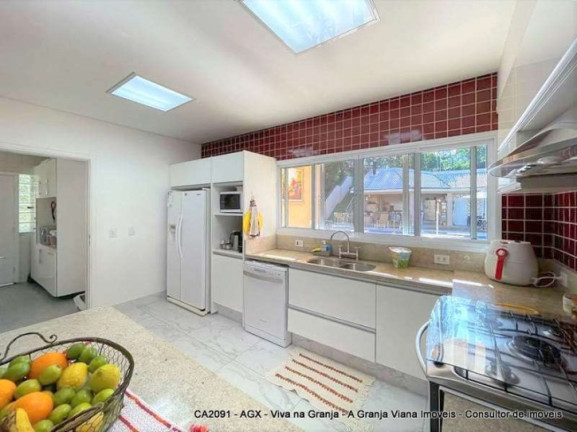 Imagem Casa com 5 Quartos à Venda, 1.943 m² em Vila Santo Antônio - Cotia