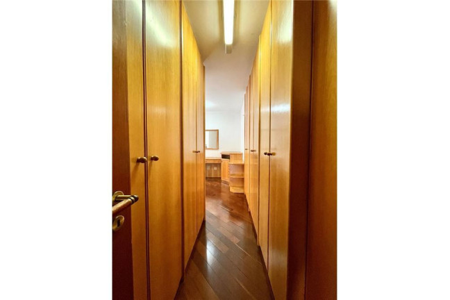 Imagem Imóvel com 4 Quartos à Venda, em Aclimação - São Paulo Imagem Imóvel com 4 Quartos à Venda, em Aclimação - São Paulo