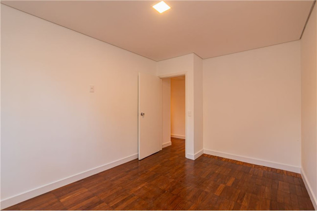 Imagem Apartamento com 3 Quartos à Venda, 129 m² em Bela Vista - Porto Alegre