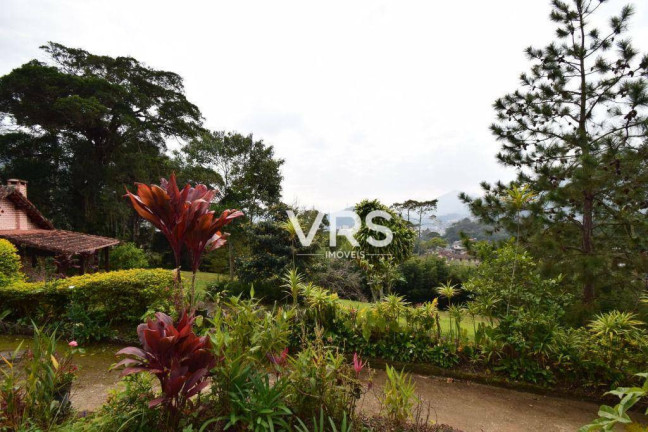 Imagem Casa com 4 Quartos à Venda, 234 m² em Granja Guarani - Teresópolis Imagem Casa com 4 Quartos à Venda, 234 m² em Granja Guarani - Teresópolis