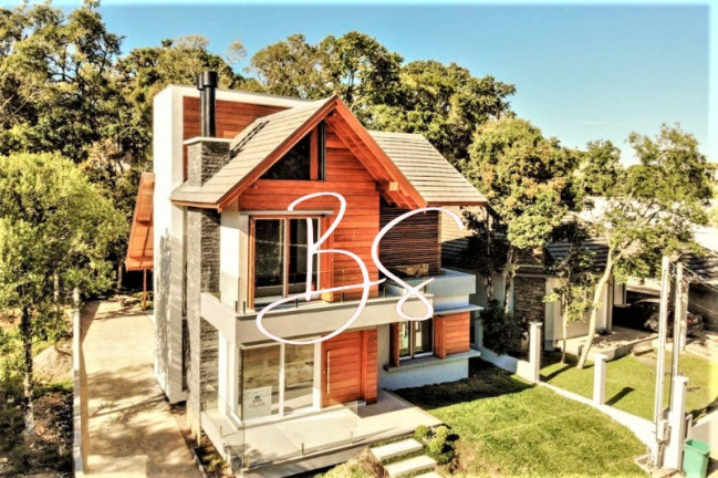 Casa com 3 Quartos à Venda, 418 m² em Centro - Gramado