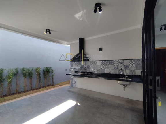 Imagem Casa com 3 Quartos à Venda, 250 m² em Jardim Itália - Botucatu
