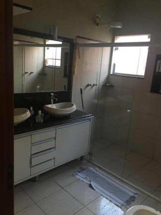 Imagem Sobrado com 4 Quartos à Venda, 414 m² em Prainha - Caraguatatuba Imagem Sobrado com 4 Quartos à Venda, 414 m² em Prainha - Caraguatatuba