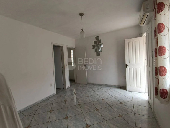 Imagem Casa com 3 Quartos à Venda, 198 m² em Centro - Balneário Camboriú Imagem Casa com 3 Quartos à Venda, 198 m² em Centro - Balneário Camboriú