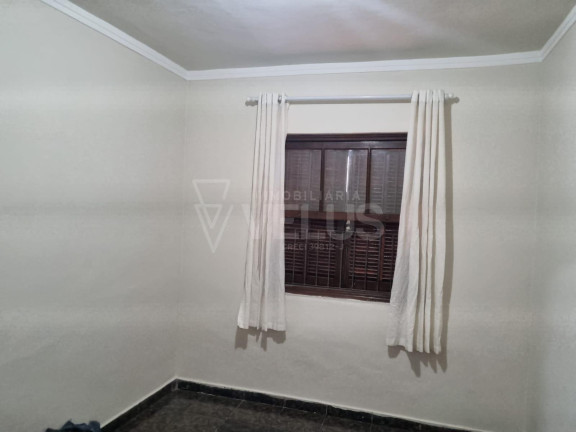 Imagem Casa com 2 Quartos à Venda, 180 m² em Vila Hungria - Itapetininga