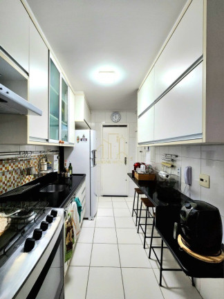 Imagem Imóvel com 3 Quartos à Venda, 210 m² em Cidade Jardim - Salvador Imagem Imóvel com 3 Quartos à Venda, 210 m² em Cidade Jardim - Salvador