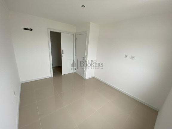 Imagem Apartamento com 3 Quartos à Venda, 75 m² em Centro - Balneário Camboriú Imagem Apartamento com 3 Quartos à Venda, 75 m² em Centro - Balneário Camboriú