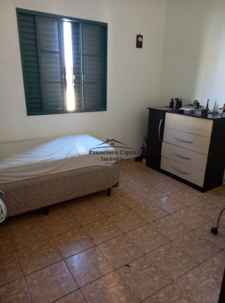 Imagem Casa com 2 Quartos à Venda, 370 m² em São Dimas - Guaratinguetá Imagem Casa com 2 Quartos à Venda, 370 m² em São Dimas - Guaratinguetá