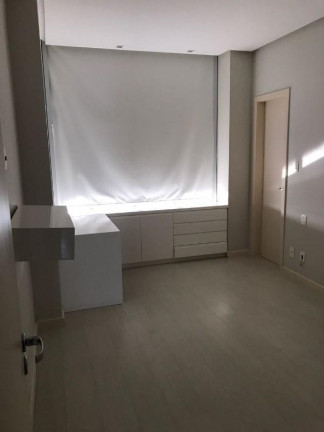 Imagem Apartamento com 4 Quartos à Venda, 246 m² em Horto Florestal - Salvador