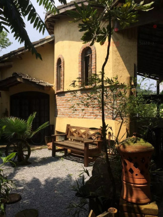 Imagem Casa com 2 Quartos à Venda,  em Vila Suissa - Ribeirão Pires