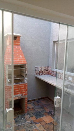Imagem Casa com 2 Quartos à Venda, 90 m² em Vila Mota - Bragança Paulista Imagem Casa com 2 Quartos à Venda, 90 m² em Vila Mota - Bragança Paulista
