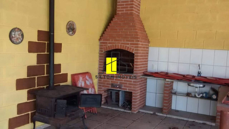 Imagem Chácara com 6 Quartos à Venda, 300 m² em Vila Caetano - Taubaté