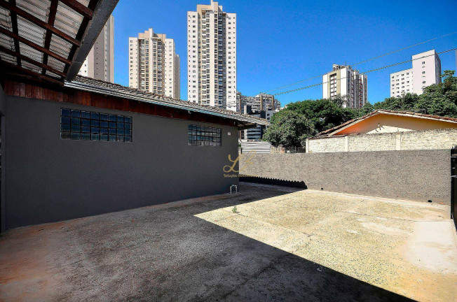 Imagem Casa com 1 Quarto à Venda, 172 m² em Cristo Rei - Curitiba