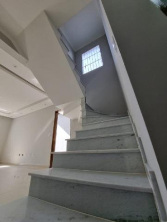 Imagem Sobrado com 6 Quartos à Venda, 115 m² em Jardim Planalto - Arujá Imagem Sobrado com 6 Quartos à Venda, 115 m² em Jardim Planalto - Arujá