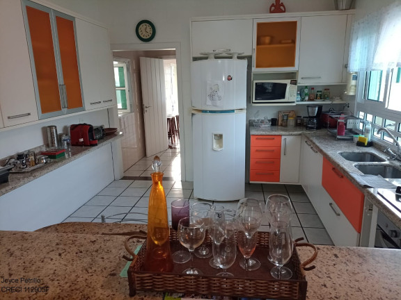 Imagem Casa com 5 Quartos à Venda, 220 m² em Josedy - Peruíbe