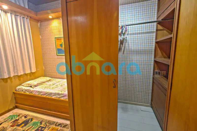 Imagem Apartamento com 4 Quartos à Venda, 260 m² em Copacabana - Rio De Janeiro Imagem Apartamento com 4 Quartos à Venda, 260 m² em Copacabana - Rio De Janeiro
