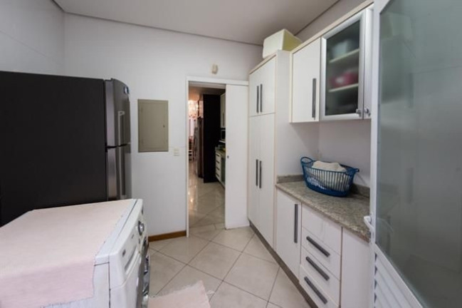 Imagem Casa com 7 Quartos à Venda, 615 m² em Jurerê Internacional - Florianópolis