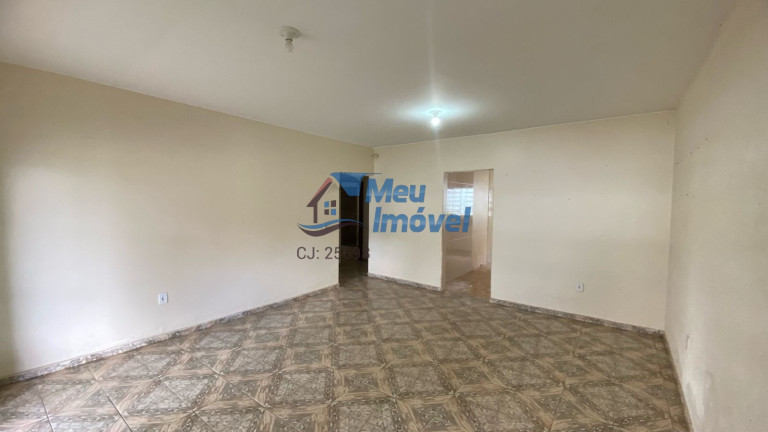 Imagem Casa com 3 Quartos à Venda, 135 m² em Recanto Das Emas - Brasília Imagem Casa com 3 Quartos à Venda, 135 m² em Recanto Das Emas - Brasília