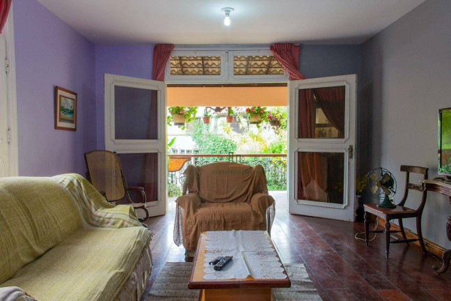 Imagem Casa com 4 Quartos à Venda, 525 m² em São Francisco - Niterói Imagem Casa com 4 Quartos à Venda, 525 m² em São Francisco - Niterói