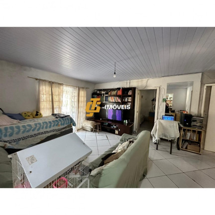 Imagem Casa com 2 Quartos à Venda,  em Monte Alegre - Camboriú
