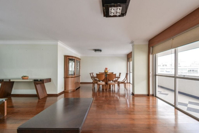 Imagem Apartamento com 3 Quartos à Venda, 241 m² em Aclimação - São Paulo Imagem Apartamento com 3 Quartos à Venda, 241 m² em Aclimação - São Paulo