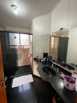Imagem Apartamento com 2 Quartos à Venda, 103 m² em Centro - Santa Maria