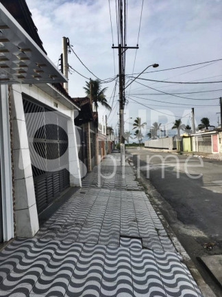 Imagem Casa com 2 Quartos à Venda, 168 m² em Maracanã - Praia Grande Imagem Casa com 2 Quartos à Venda, 168 m² em Maracanã - Praia Grande