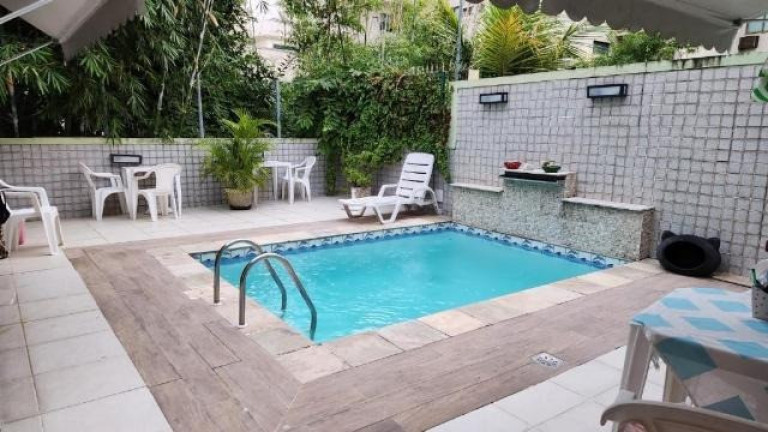 Imagem Casa com 4 Quartos à Venda, 200 m² em Ingá - Niterói Imagem Casa com 4 Quartos à Venda, 200 m² em Ingá - Niterói