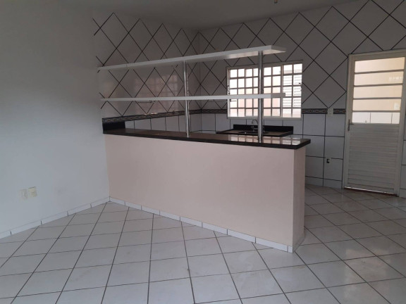 Imagem Casa com 3 Quartos à Venda, 368 m² em Lidice - Uberlândia